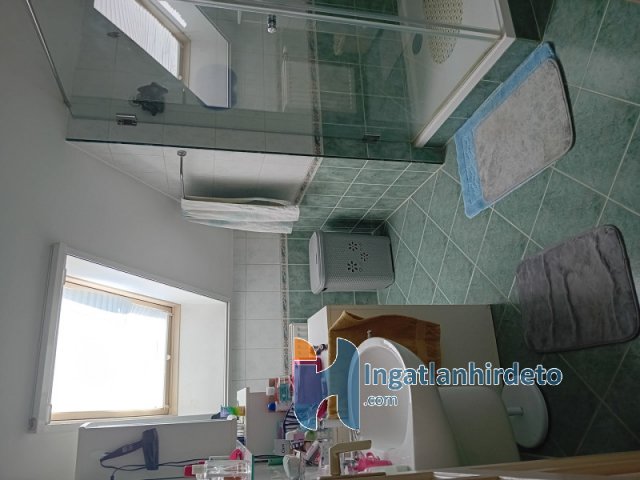Eladó családi ház, Zalacsányon 125 M Ft, 5 szobás