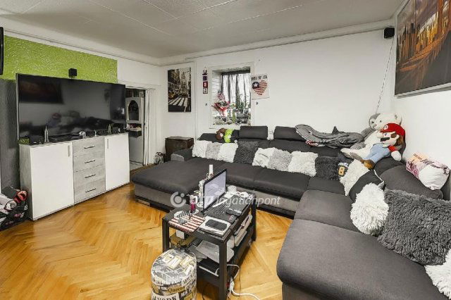 Eladó családi ház, Pétervásárán 19.5 M Ft, 4 szobás
