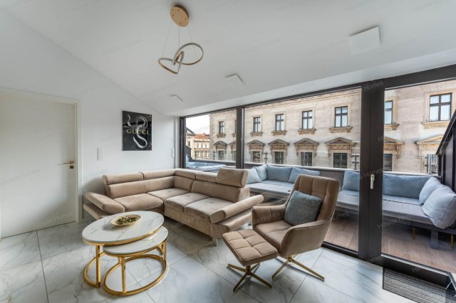 Eladó téglalakás, Budapesten, VI. kerületben 189.9 M Ft