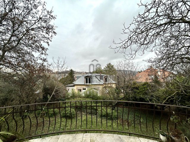 Eladó téglalakás, Budapesten, XI. kerületben 179 M Ft, 3 szobás