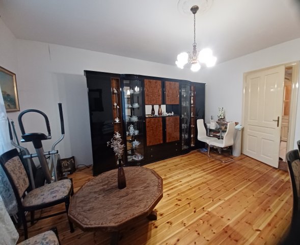 Eladó családi ház, Győrött 79.5 M Ft, 4 szobás