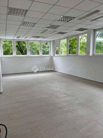 Eladó üzlethelyiség, Budapesten, II. kerületben 60 M Ft