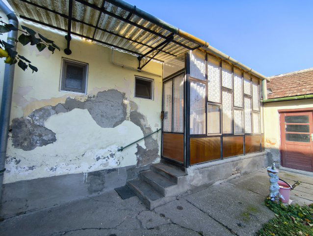 Eladó családi ház, Dombóváron, Vörösmarty utcában 20.5 M Ft