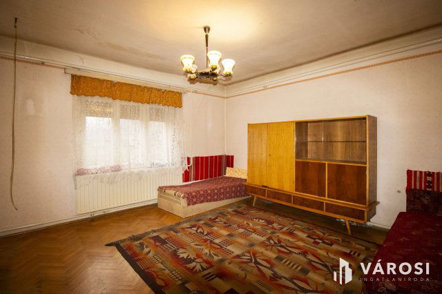 Eladó családi ház, Békésen 10.99 M Ft, 3 szobás