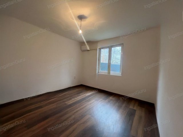 Eladó téglalakás, Izsákon 18.8 M Ft, 2 szobás