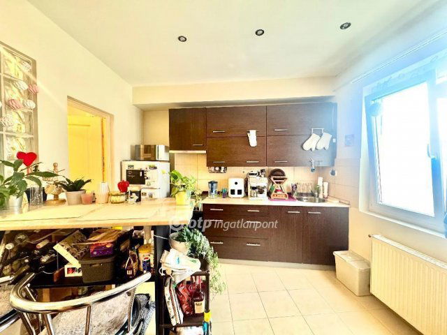 Eladó téglalakás, Budapesten, IX. kerületben 61.29 M Ft