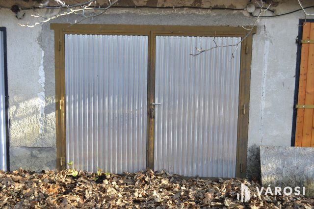 Eladó garázs, Veszprémben 5.99 M Ft / költözzbe.hu