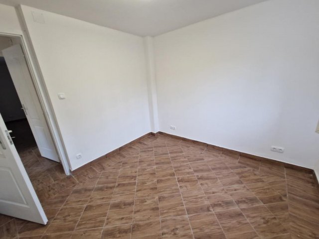 Kiadó ipari ingatlan, Kaposváron, Zárda utcában 165 E Ft / hó