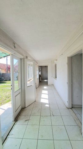 Eladó családi ház, Gyulán 28 M Ft, 3 szobás