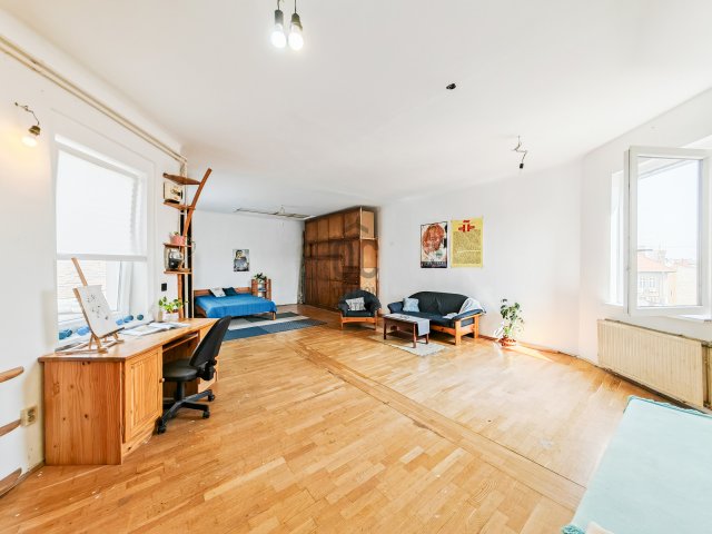Eladó téglalakás, Budapesten, IX. kerületben 76.9 M Ft, 1 szobás