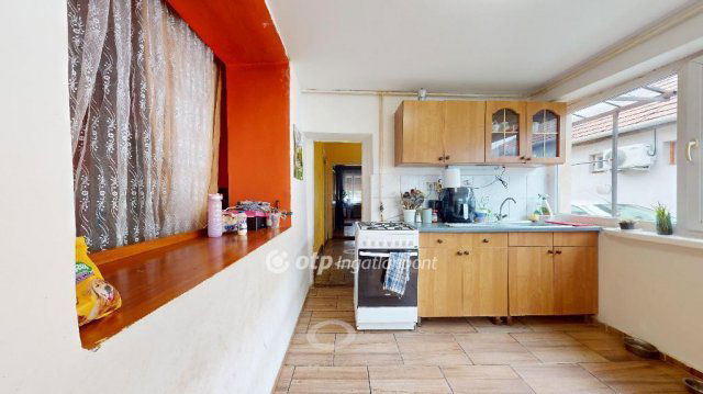 Eladó családi ház, Mezőkeresztesen 23.3 M Ft, 4 szobás