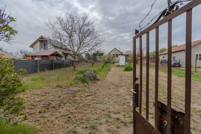 Eladó ipari ingatlan, Debrecenben 20 M Ft, 1 szobás