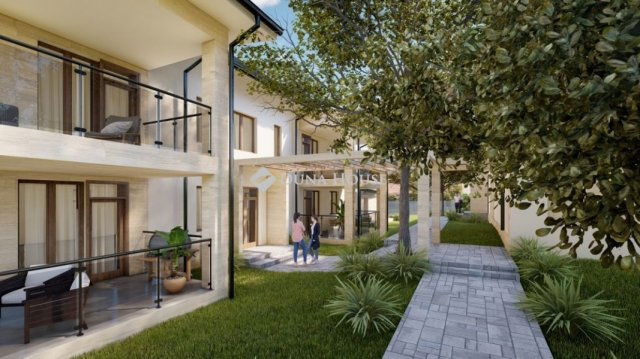 Eladó téglalakás, Szentesen 67.645 M Ft, 4 szobás