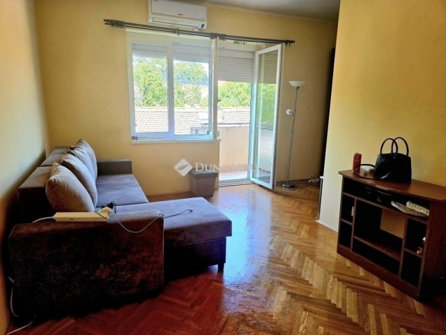 Eladó téglalakás, Pécsett 46.9 M Ft, 2 szobás