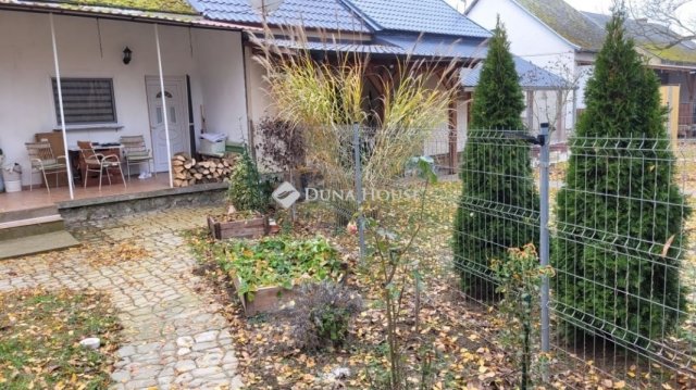 Eladó ikerház, Harkányban 31 M Ft, 2 szobás