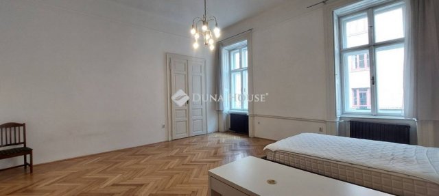 Kiadó téglalakás, albérlet, Budapesten, VII. kerületben