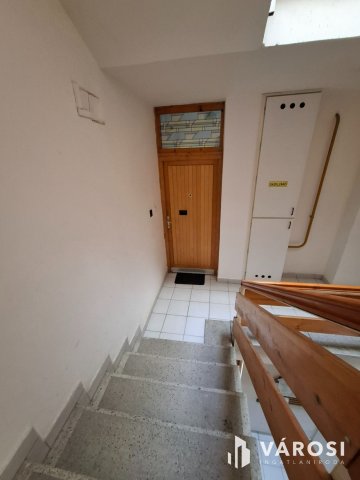 Eladó téglalakás, Szegeden 67.9 M Ft, 2 szobás