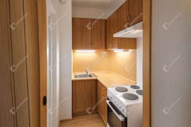 Eladó panellakás, Debrecenben 44 M Ft, 1 szobás