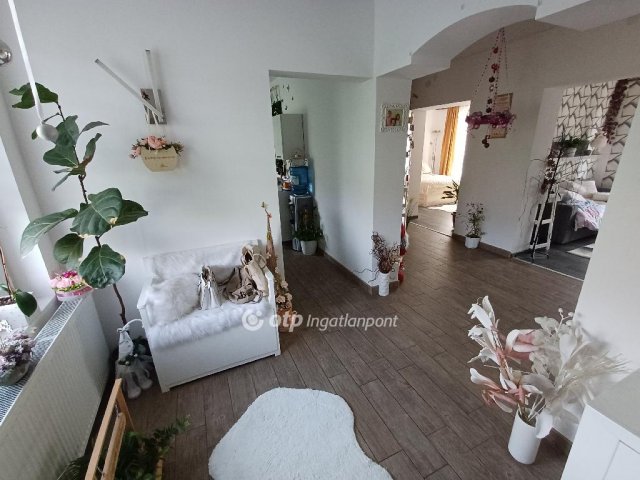 Eladó családi ház, Csongrádon 65 M Ft, 2+1 szobás