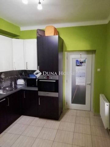 Eladó téglalakás, Budapesten, XIV. kerületben 75 M Ft, 2 szobás