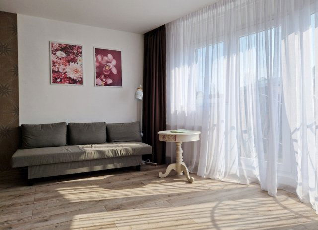 Kiadó téglalakás, albérlet, Pécsett, Rákóczi úton, 1 szobás