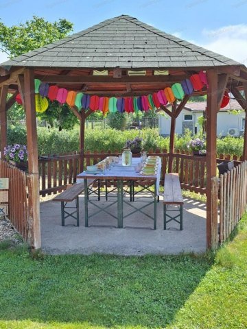 Eladó családi ház, Kecskeméten 59.9 M Ft, 4 szobás