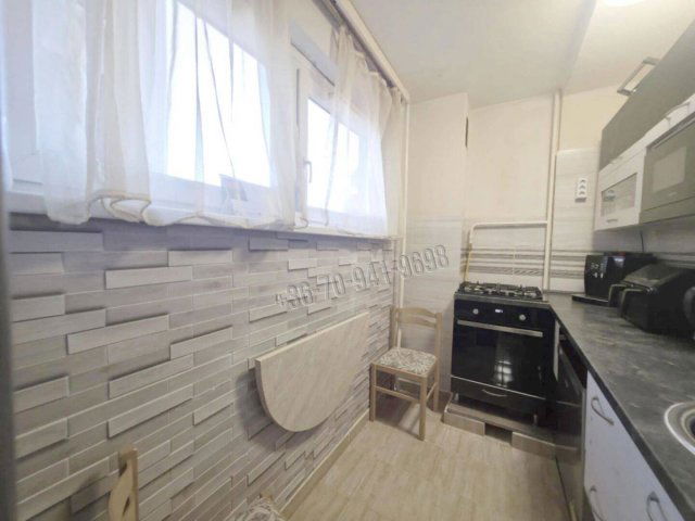 Eladó panellakás, Dunaújvárosban, Köztársaság úton 33.5 M Ft