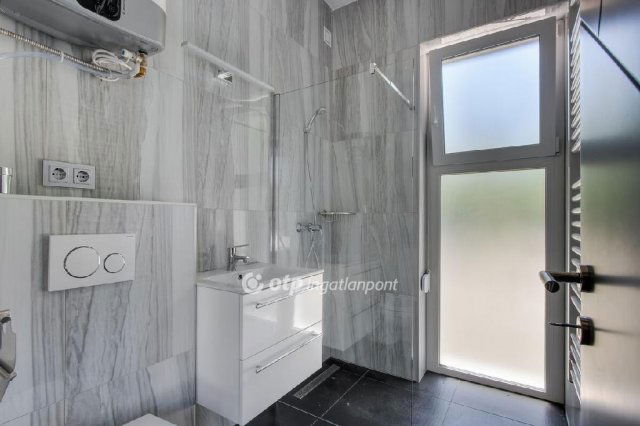 Eladó téglalakás, Budapesten, II. kerületben 81.413 M Ft