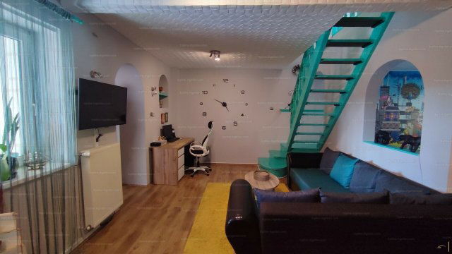 Eladó ikerház, Miskolcon 129 M Ft, 6 szobás