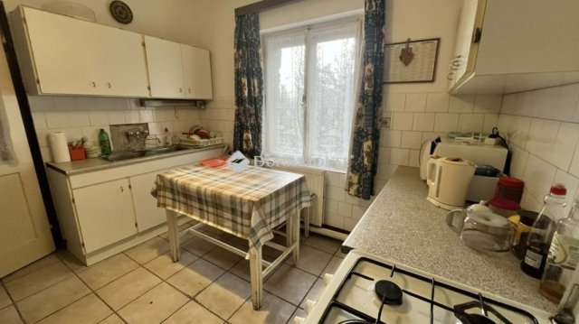 Eladó családi ház, Velemen 75 M Ft, 3 szobás