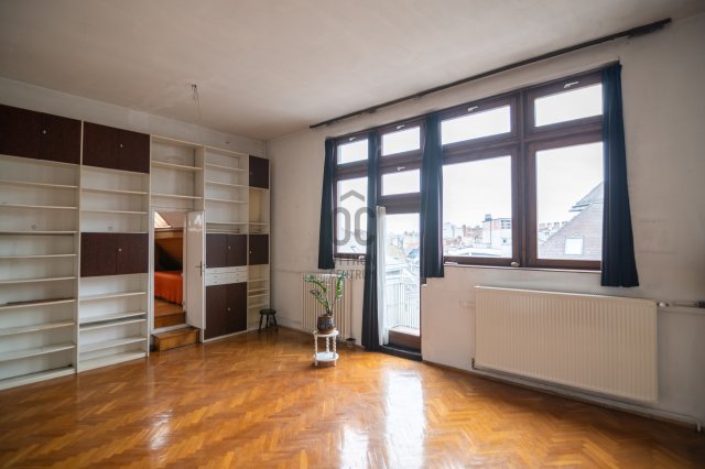 Eladó téglalakás, Budapesten, V. kerületben, Kecskeméti utcában