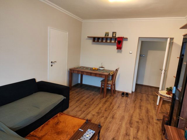 Eladó téglalakás, Pápán 38.5 M Ft, 2 szobás