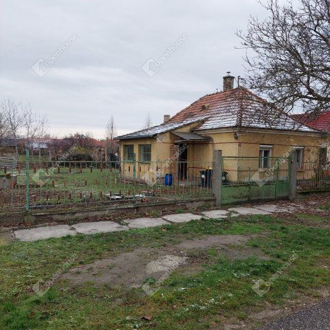 Eladó telek, Abdaon 50 M Ft / költözzbe.hu