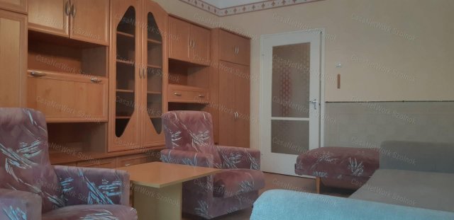 Kiadó téglalakás, albérlet, Martfűn 120 E Ft / hó, 2 szobás