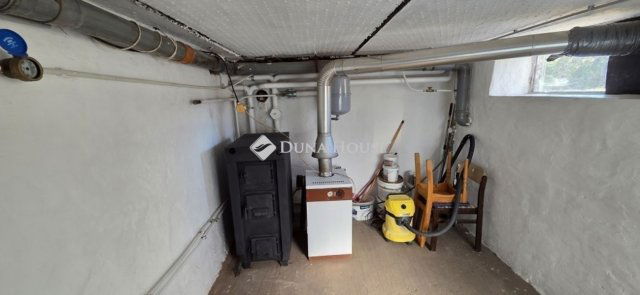 Eladó családi ház, Kecskeméten 89.9 M Ft, 5 szobás