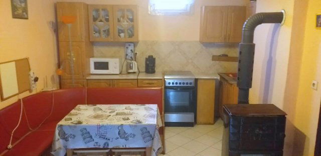 Eladó családi ház, Mezőtúron 15.5 M Ft, 3 szobás