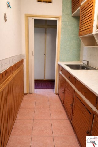 Eladó panellakás, Pécsett 47 M Ft, 2+1 szobás