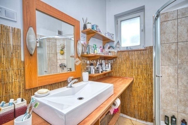 Eladó családi ház, Budapesten, XVIII. kerületben 79.9 M Ft