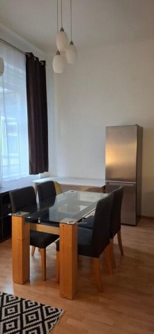 Eladó téglalakás, Budapesten, VI. kerületben 82 M Ft, 2 szobás