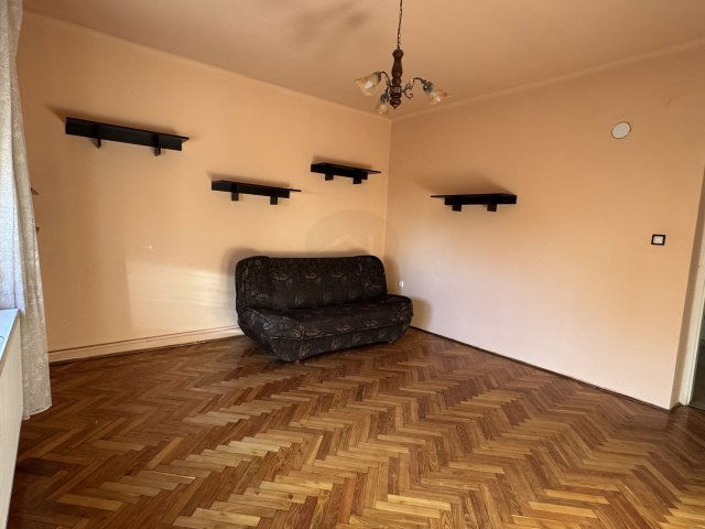 Eladó családi ház, Hatvanban 67.9 M Ft, 3 szobás