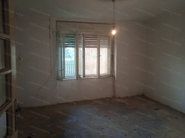 Eladó családi ház, Nagyberényen 14 M Ft, 2 szobás