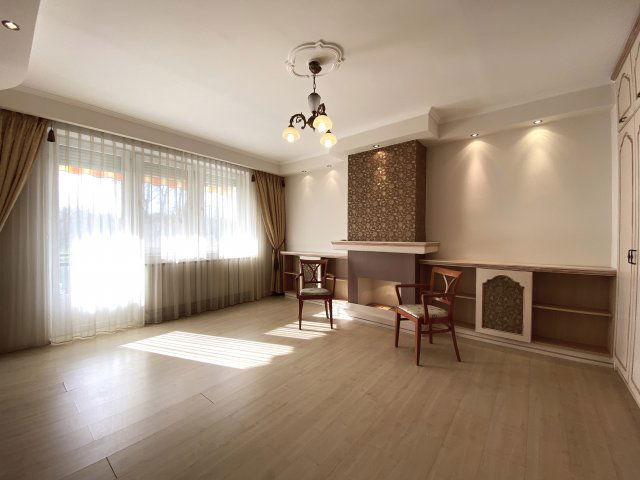 Kiadó téglalakás, albérlet, Győrött 230 E Ft / hó, 2+1 szobás