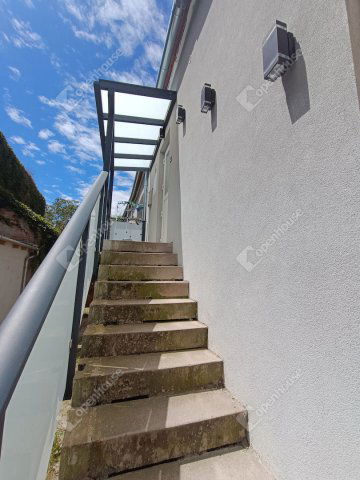 Eladó téglalakás, Sopronban 49.5 M Ft, 2 szobás