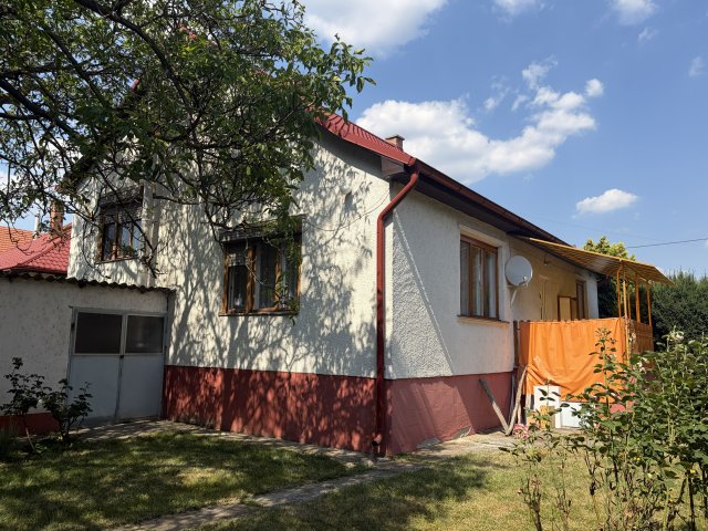 Eladó családi ház, Verpeléten 34 M Ft, 3 szobás