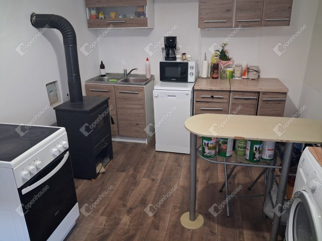 Eladó családi ház, Kőszegen 54 M Ft, 4 szobás