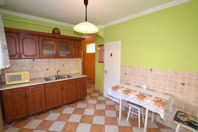 Eladó családi ház, Debrecenben 63.5 M Ft, 1+2 szobás