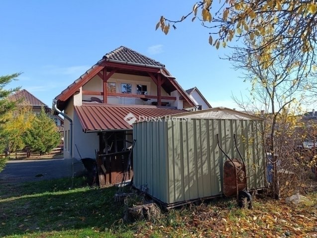 Eladó családi ház, Veresegyházon 145 M Ft, 5 szobás