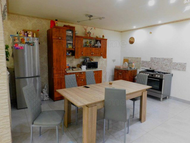 Eladó családi ház, Balatonlelleén 79.999 M Ft