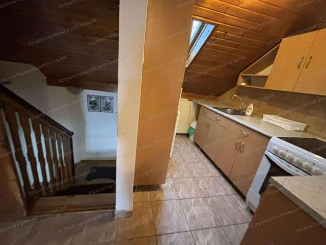 Kiadó sorház, albérlet, Tatabányán 140 E Ft / hó, 2 szobás