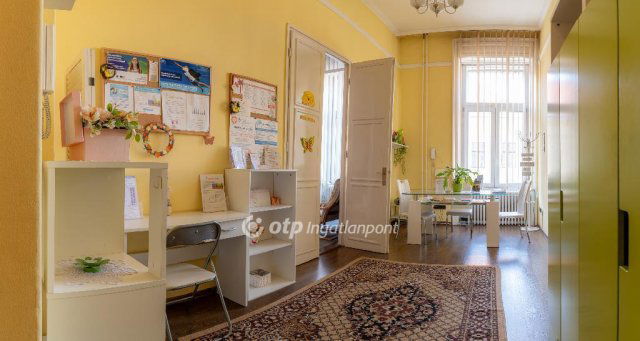 Eladó téglalakás, Debrecenben 99.9 M Ft, 3+1 szobás